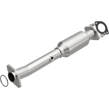 Load image into Gallery viewer, Magnaflow 2004 Nissan Titan 5.6L Direct Fit Converter - Main Product View