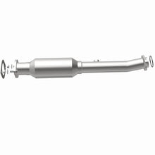 Load image into Gallery viewer, Magnaflow 2004 Nissan Titan 5.6L Direct Fit Converter - Additional View 8