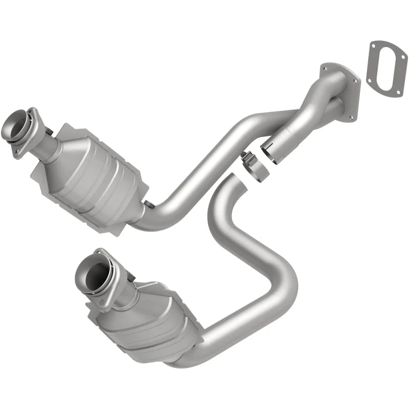 Magnaflow 2005 Ford F-250 Super Duty 6.8L Direct Fit Converter - Main Product View