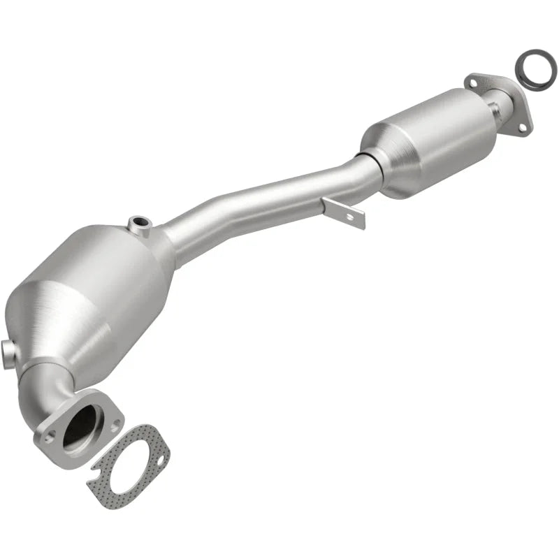 Magnaflow 2005 Saab 9-2X 2.5L Direct Fit Converter - Main Product View