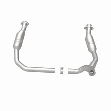 Load image into Gallery viewer, Magnaflow 2006 Dodge Ram 1500 4.7L Direct Fit Converter - Back View