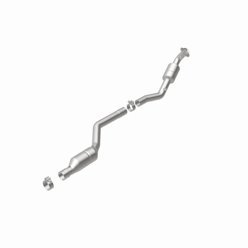 Magnaflow 2006 Mercedes-Benz SL500 5.0L Direct Fit Converter - Installation View