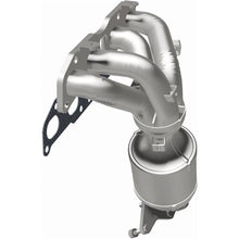 Load image into Gallery viewer, Magnaflow 2008-2015 Nissan Rogue 2.5L Direct Fit Converter - Side View