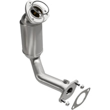 Load image into Gallery viewer, Magnaflow 2008 EQUINOX 3.6L Underbody Direct Fit Converter - Main Product View