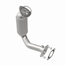 Load image into Gallery viewer, Magnaflow 2008 EQUINOX 3.6L Underbody Direct Fit Converter - Back View