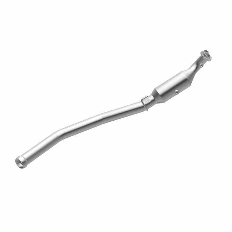 Magnaflow 2008 Mercedes-Benz GL450 4.6L Direct Fit Converter - Installation View