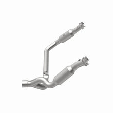 Load image into Gallery viewer, Magnaflow 2009 Dodge Ram 1500 4.7L Direct Fit Converter - Additional View 10