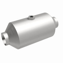 Load image into Gallery viewer, Magnaflow 2.00in. Mid-Bed O2 CA Universal Converter - Additional View 15