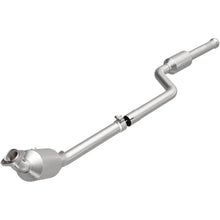 Load image into Gallery viewer, Magnaflow 2011 C300 V6 3 OEM Underbody Direct Fit Converter - Main Product View