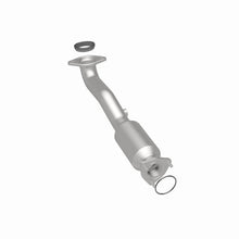 Load image into Gallery viewer, Magnaflow 2011 Honda CR-V 2.4L Direct Fit Converter - Additional View 11