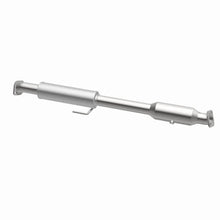 Load image into Gallery viewer, Magnaflow 2012 Hyundai Sonata 2.0L Direct Fit Converter - Additional View 7