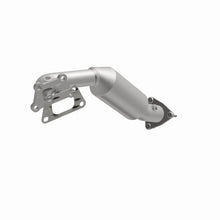 Load image into Gallery viewer, Magnaflow 2015 Colorado 3.6 Underbody Direct Fit Converter - Additional View 14