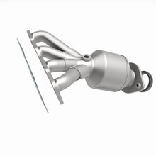 Load image into Gallery viewer, Magnaflow 2016 Mitsubishi Outlander Manifold 2.4L Direct Fit Catalytic Converter - Side View