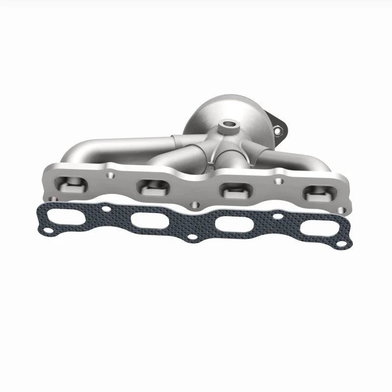 Magnaflow 2016 Mitsubishi Outlander Manifold 2.4L Direct Fit Catalytic Converter - Installation View