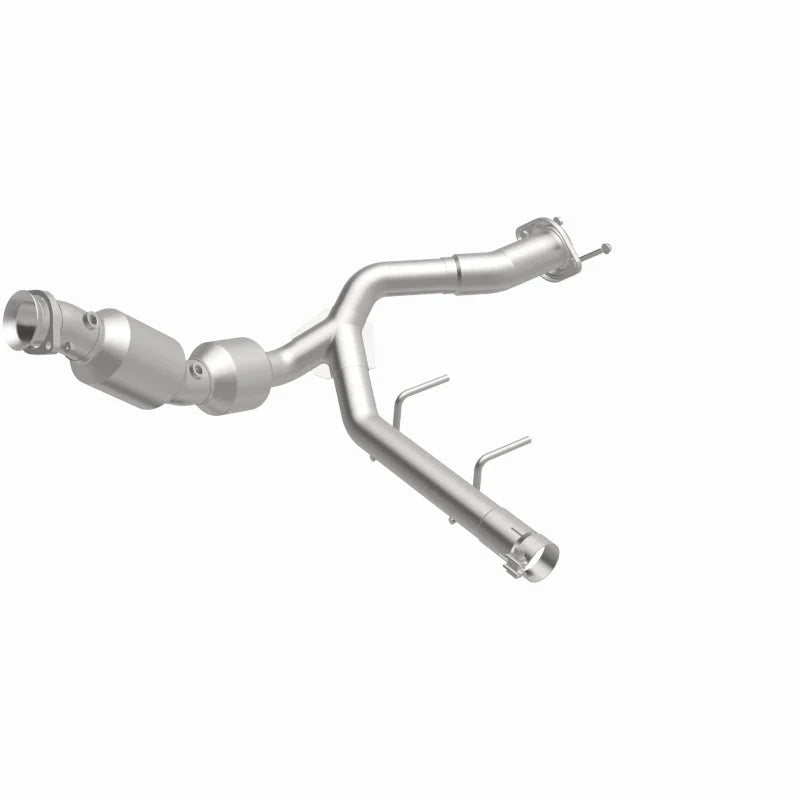 Magnaflow 21-23 Ford F-150 3.5L Right Underbody Direct Fit Converter - Installation View