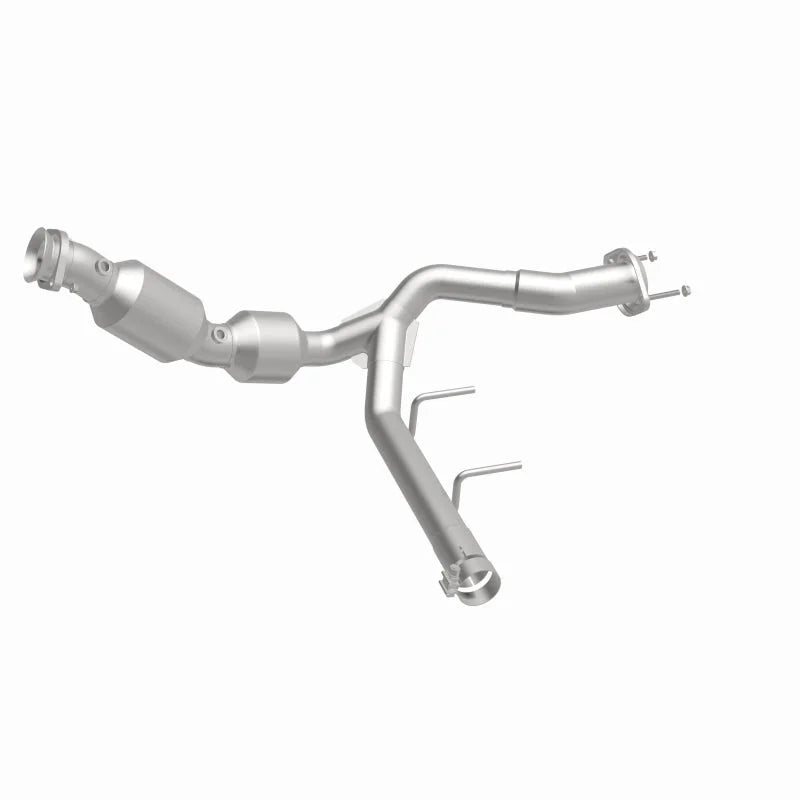 Magnaflow 21-23 Ford F-150 3.5L Right Underbody Direct Fit Converter - Additional View 5