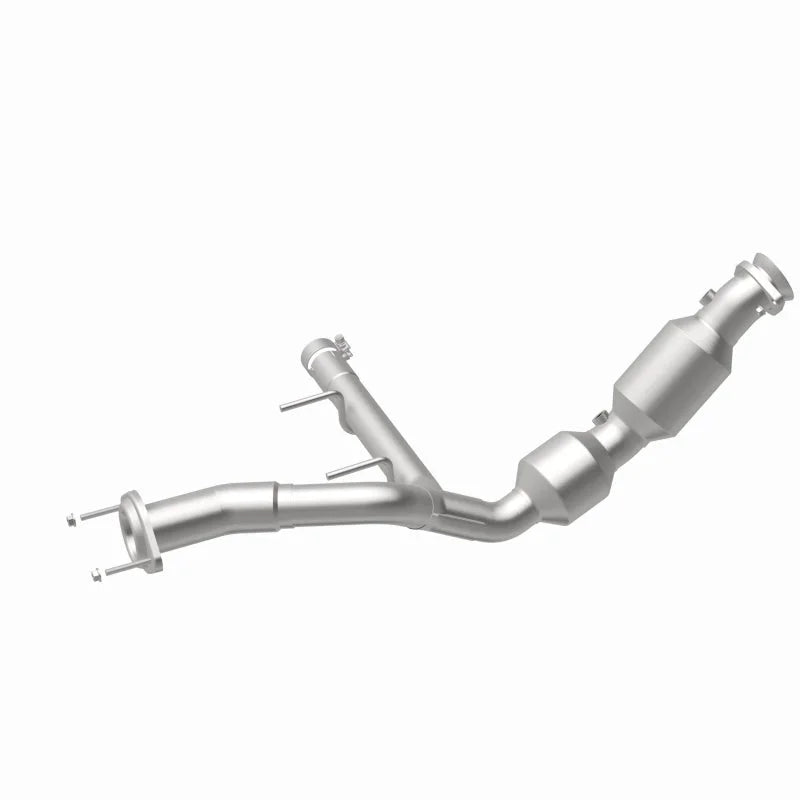 Magnaflow 21-23 Ford F-150 3.5L Right Underbody Direct Fit Converter - Additional View 8