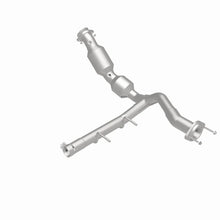 Load image into Gallery viewer, Magnaflow 21-23 Ford F-150 3.5L Right Underbody Direct Fit Converter - Additional View 10