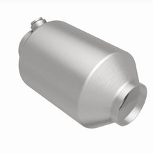 Load image into Gallery viewer, Magnaflow 2.25in. 1/O2 CC Spun OEM Universal Converter - Additional View 8