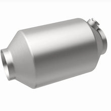 Load image into Gallery viewer, Magnaflow 2.25in. 1/O2 CC Spun OEM Universal Converter - Additional View 9