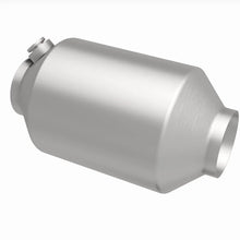 Load image into Gallery viewer, Magnaflow 2.25in. 1/O2 CC Spun OEM Universal Converter - Additional View 10