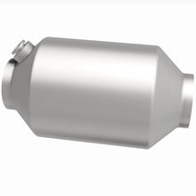 Load image into Gallery viewer, Magnaflow 2.25in. 1/O2 CC Spun OEM Universal Converter - Additional View 13