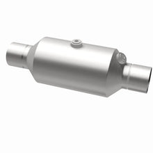 Load image into Gallery viewer, Magnaflow 2.50 w/dual O2 5in. Spun Universal Converter - Additional View 15
