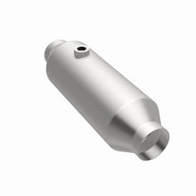 Load image into Gallery viewer, Magnaflow 2.50in. CA OBDII Universal Converter - Additional View 6