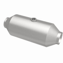 Load image into Gallery viewer, Magnaflow 2.50in. Uni. Ford 8617 Mid-Bed Series Direct Fit Converter - Additional View 10