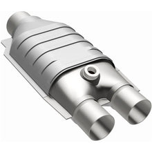 Load image into Gallery viewer, Magnaflow 2in./2.5in. D/S T1 Universal Converter - Additional View 12