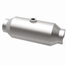 Load image into Gallery viewer, Magnaflow 3.00 1/O2 CA 4in. Spun Universal Converter - Additional View 6