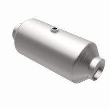 Load image into Gallery viewer, Magnaflow 3.00in. C/C 6in. spun body Universal Converter - Additional View 5