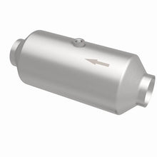 Load image into Gallery viewer, Magnaflow 3.00in. C/C 6in. spun body Universal Converter - Additional View 6