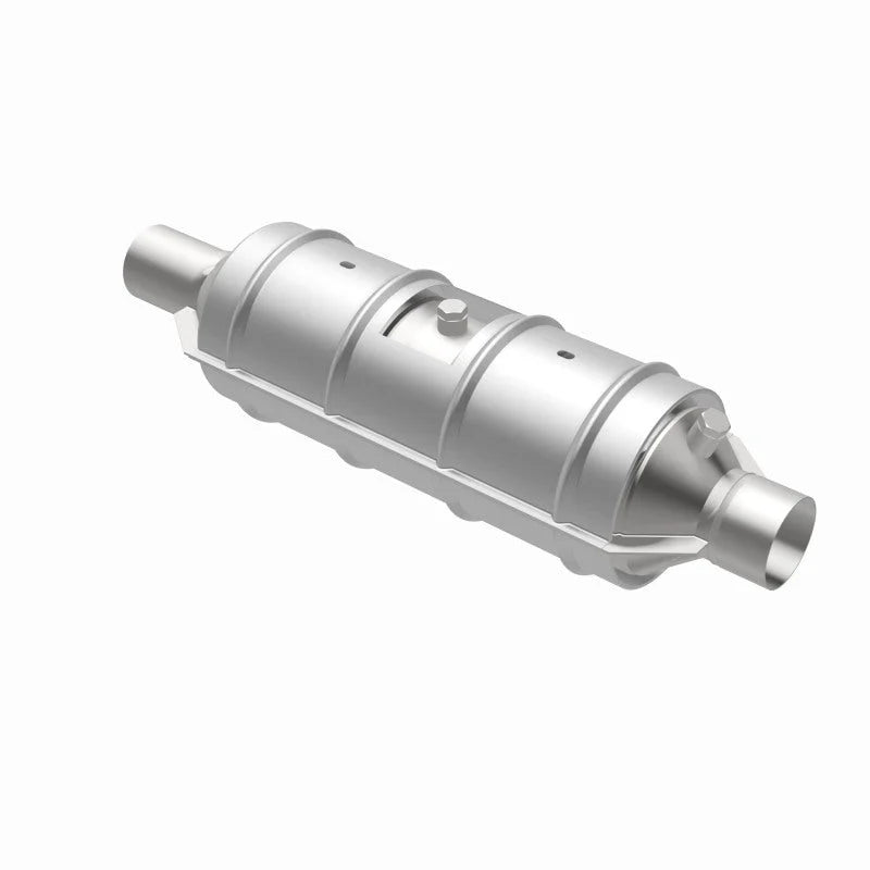 Magnaflow 94-95 Universal Converter Ford truck 7.5L CA - Installation View