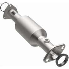 Load image into Gallery viewer, Magnaflow 96-01 Acura Integra 1.8L Direct Fit Converter - Additional View 13