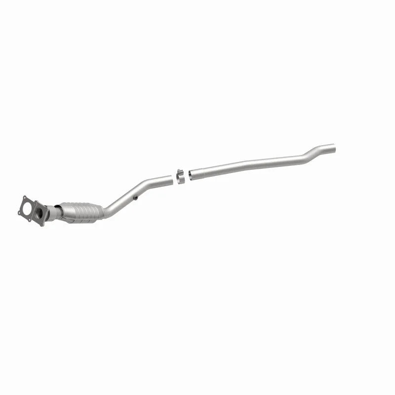 Magnaflow 96-01 Chrysler Town & Country 3.3L Direct Fit Converter - Installation View