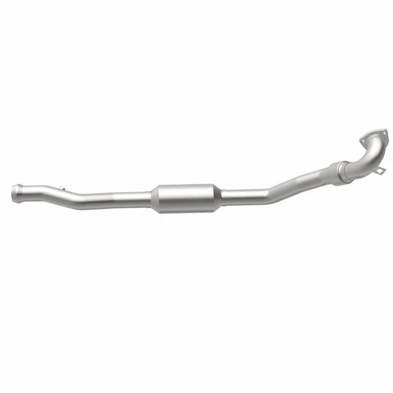 Magnaflow 96-97 Volvo 850 2.3L Direct Fit Converter - Side View