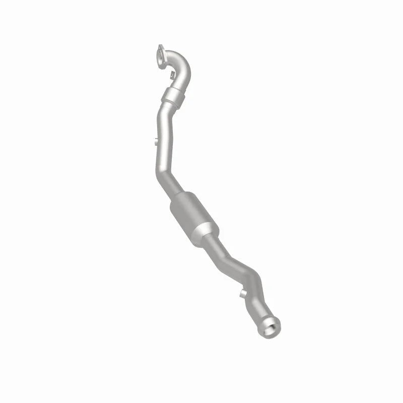 Magnaflow 96-97 Volvo 850 2.3L Direct Fit Converter - Installation View