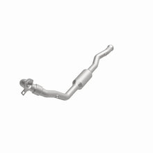 Load image into Gallery viewer, Magnaflow 96-97 Volvo 850 2.3L Direct Fit Converter - Additional View 14