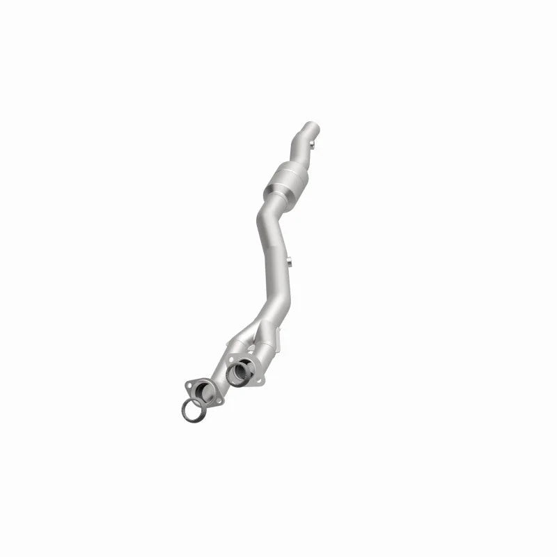 Magnaflow 96-98 BMW 740iL 4.4L Direct Fit Converter - Side View