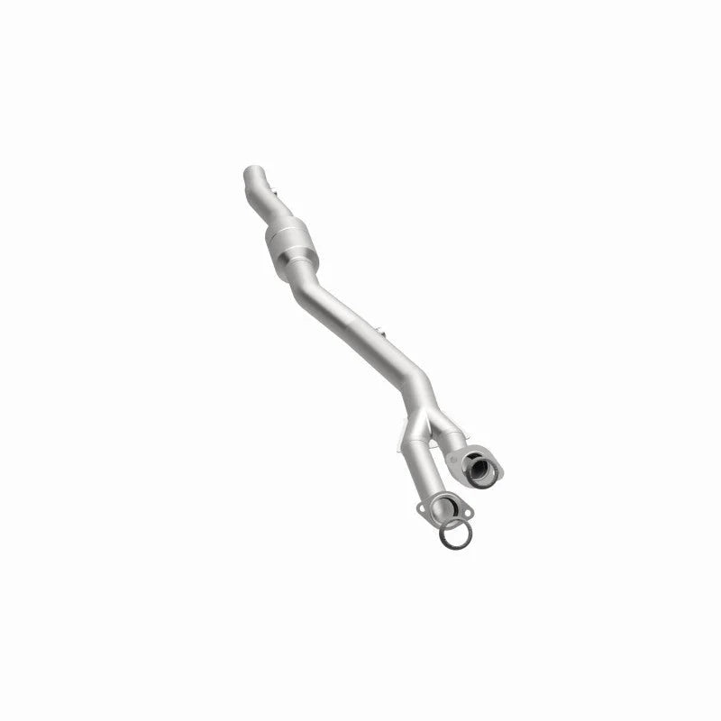 Magnaflow 96-98 BMW 740iL 4.4L Direct Fit Converter - Back View