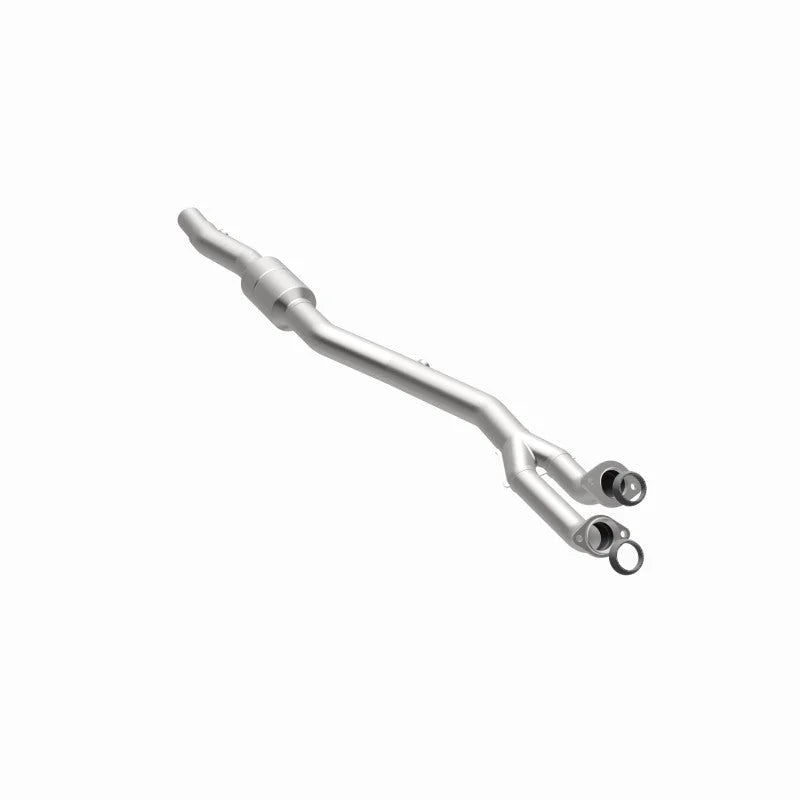 Magnaflow 96-98 BMW 740iL 4.4L Direct Fit Converter - Additional View 5