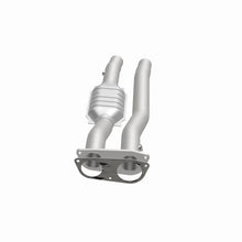 Load image into Gallery viewer, Magnaflow 96-99 Chevy C2500 Suburban 7.4L Direct Fit Converter - Additional View 16