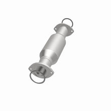 Load image into Gallery viewer, Magnaflow 96-99 Toyota Tacoma 2.7L Direct Fit Converter - Back View
