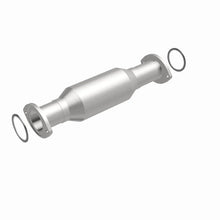 Load image into Gallery viewer, Magnaflow 96-99 Toyota Tacoma 2.7L Direct Fit Converter - Additional View 8