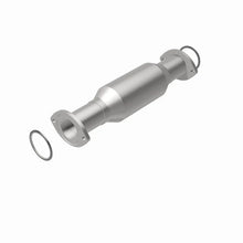Load image into Gallery viewer, Magnaflow 96-99 Toyota Tacoma 2.7L Direct Fit Converter - Additional View 11