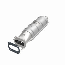 Load image into Gallery viewer, Magnaflow CA Direct Fit Converter fits 1988-1995 Ford E-250 Econoline / 1987-1991 Ford E-250 Econoline Club WAGON / 1987-1...