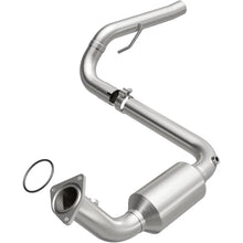 Load image into Gallery viewer, Magnaflow California Direct Fit Converter 02-03 Cadillac Escalade 6.0L - Main Product View