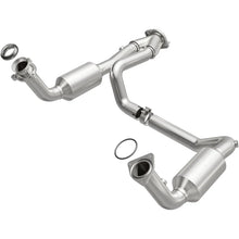 Load image into Gallery viewer, Magnaflow California Direct Fit Converter 03 Cadillac Tahoe 4.8L - Main Product View