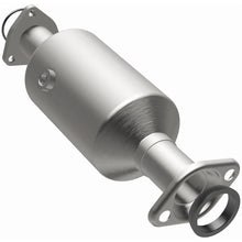 Load image into Gallery viewer, Magnaflow California Grade Conv Direct Fit fits 1999-2000 Honda Civic EX 1.6L L4 - Back View